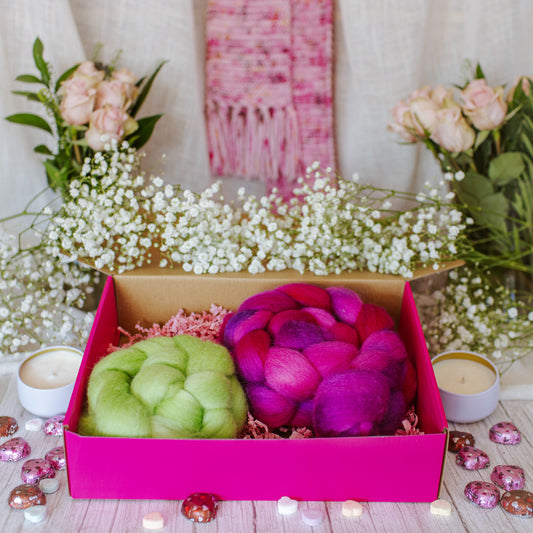 Valentine Hand-dyed Hand-Dyed Roving Box