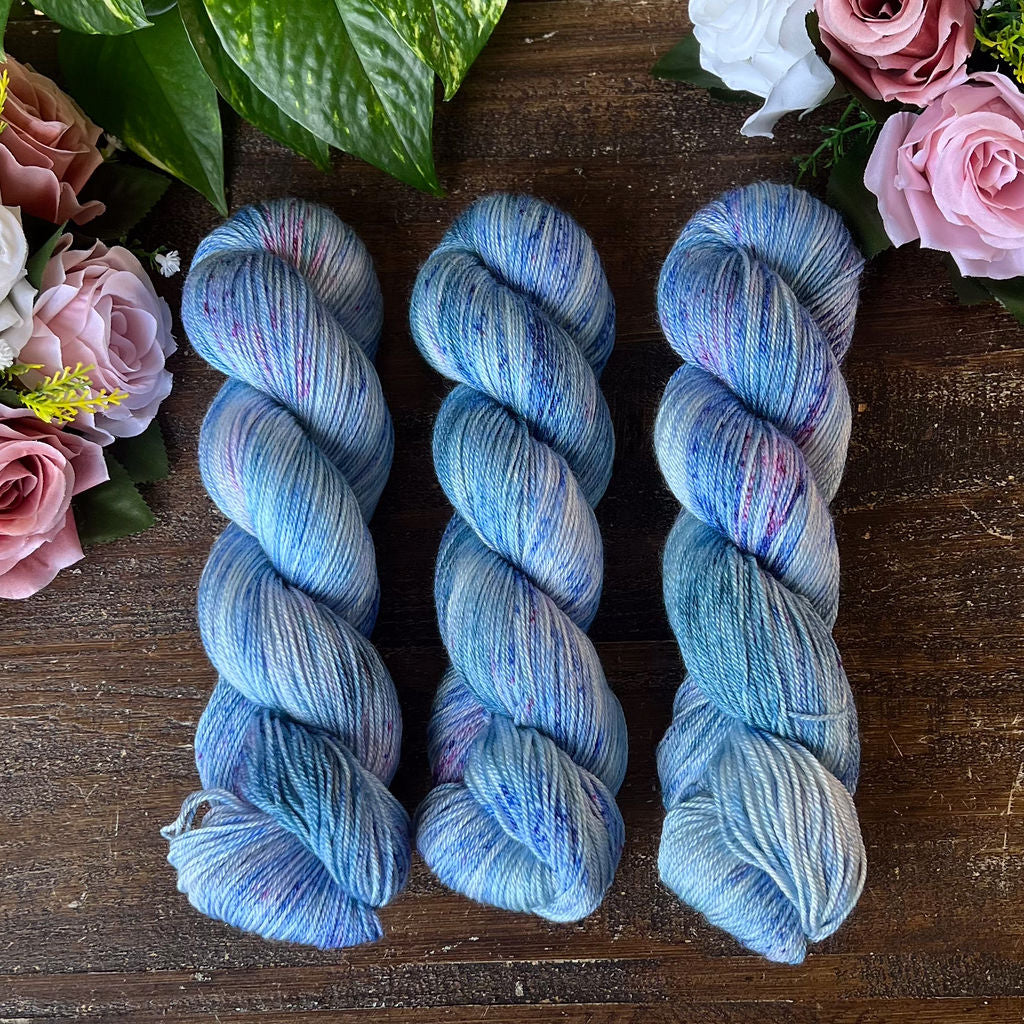 "Early Dawn" Merino/Bamboo Fingering Hand-dyed Yarn
