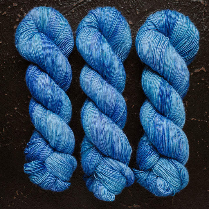 "Skylark" Hand-Dyed Yarn – Dragon Collection