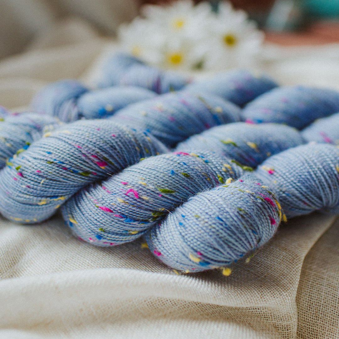 "Periwinkle" Confetti Tweed Sock Hand-dyed Yarn