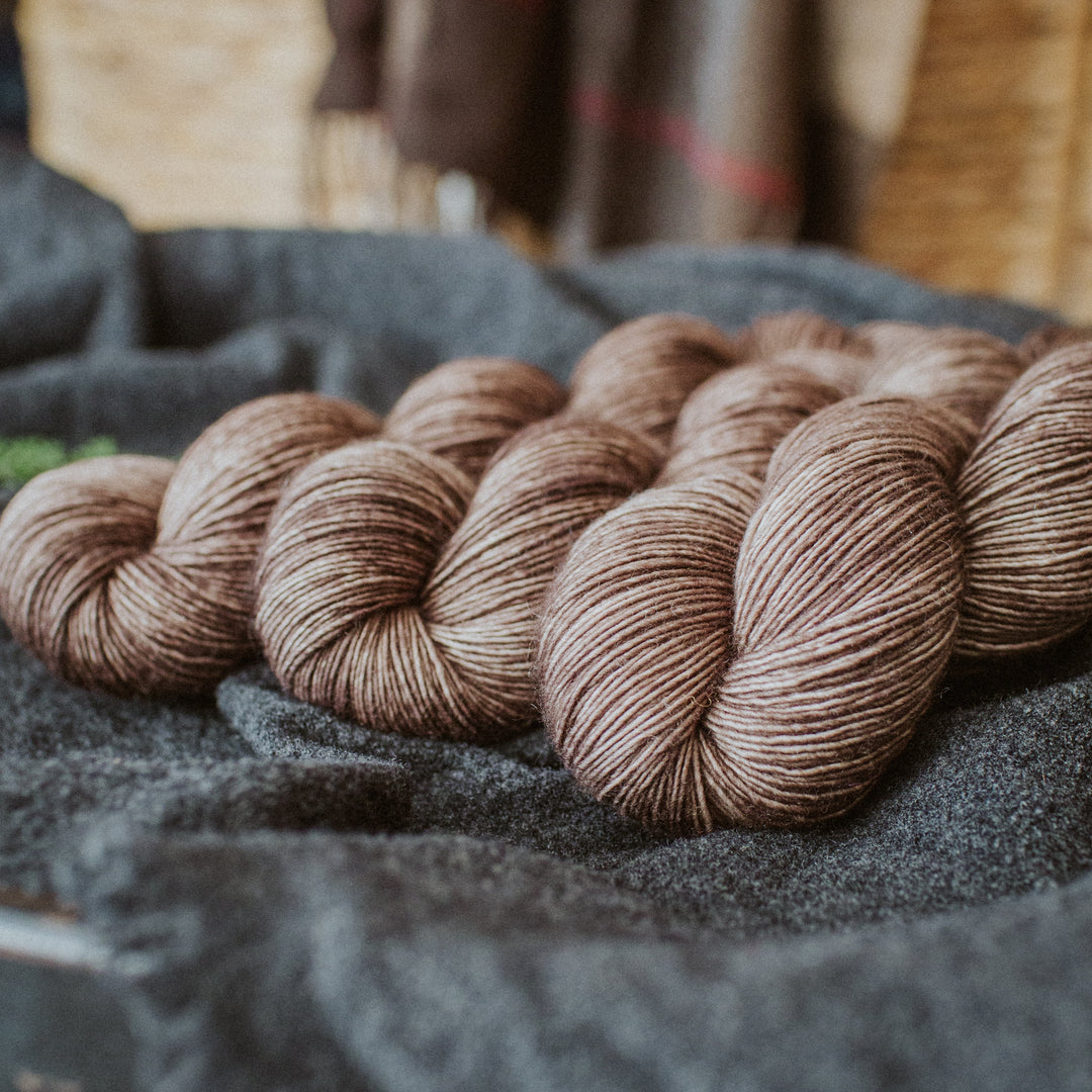 "Castle Leoch" Hand-dyed Yarn  "Outlander" Colloection