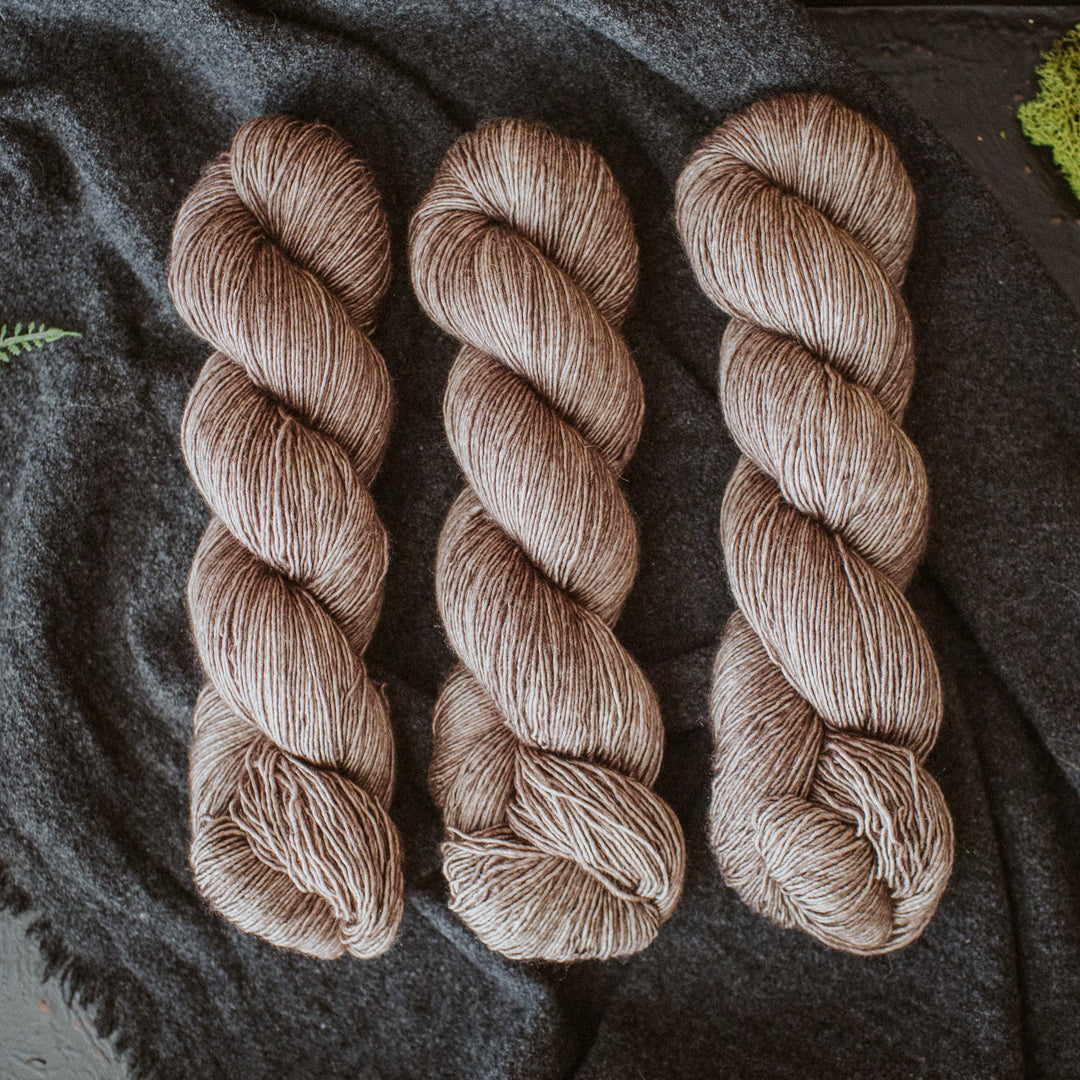 "Castle Leoch" Hand-dyed Yarn  "Outlander" Colloection