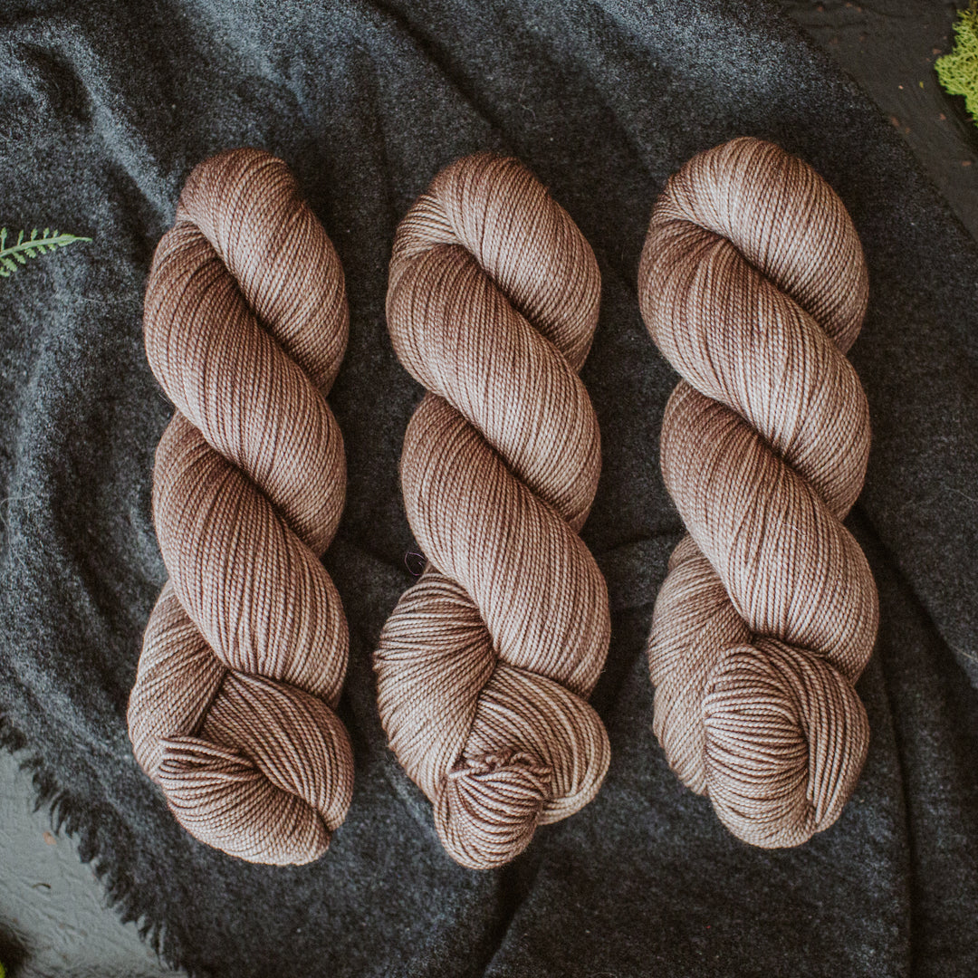 "Castle Leoch" Hand-dyed Yarn  "Outlander" Colloection