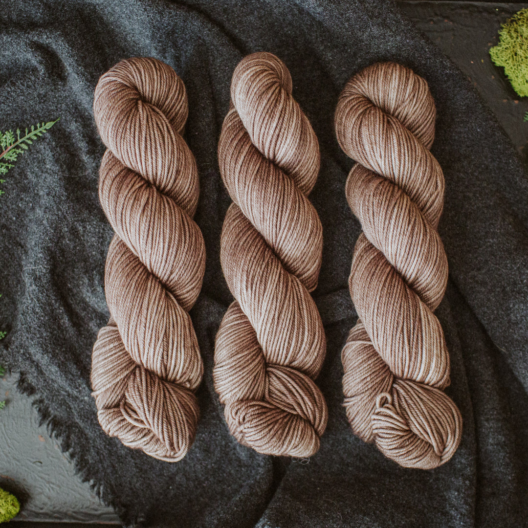 "Castle Leoch" Hand-dyed Yarn  "Outlander" Colloection