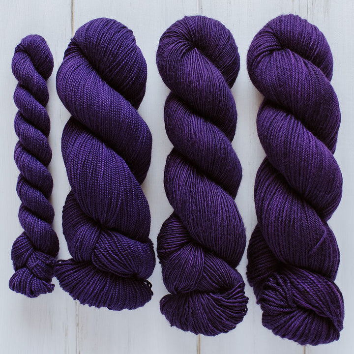 "Eggplant" Hand-Dyed Yarn – Harvest Collection
