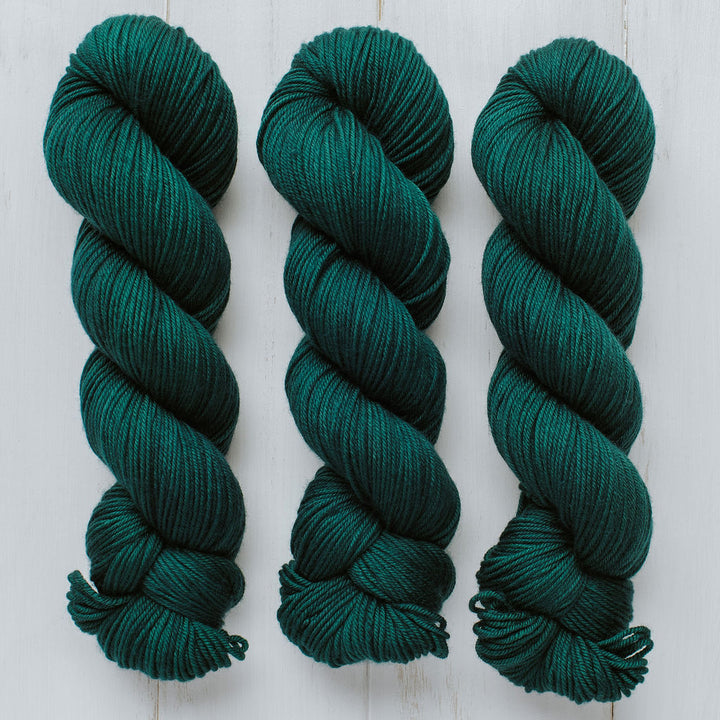 "From Paris With Love" Hand-dyed Yarn – Pre-Order