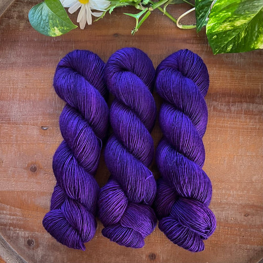 "Amethyst" Hand-dyed Yarn