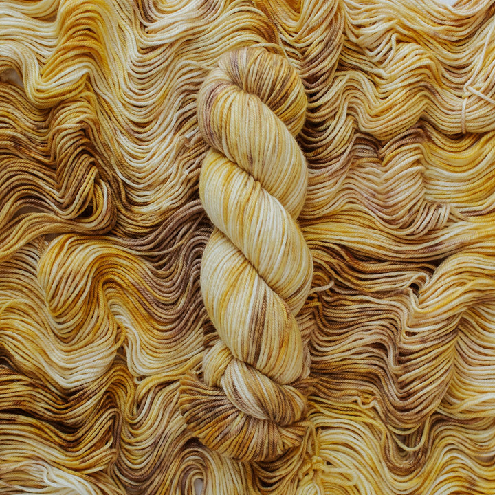 "Garlic" Hand-Dyed Yarn – Garden Collection