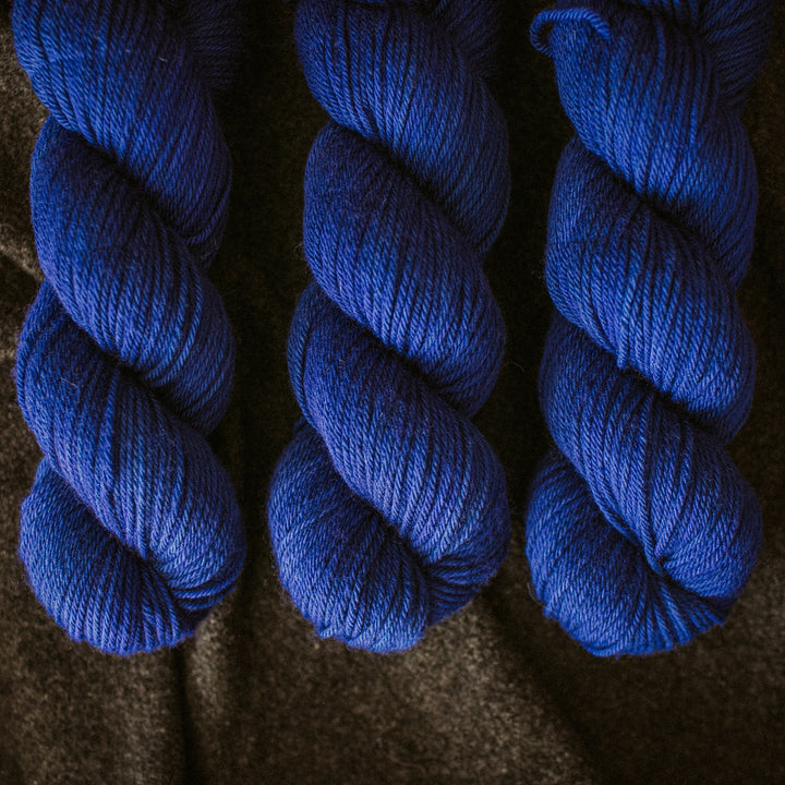 "Grey's Sapphire" Hand-dyed Yarn  "Outlander" Collection