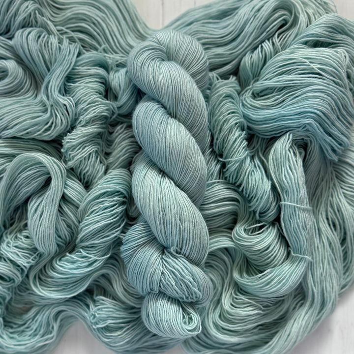 "Forget Me Not - Tonal" Hand-dyed Yarn - Singles Fingering