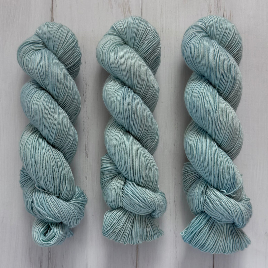 "Forget Me Not - Tonal" Hand-dyed Yarn - Singles Fingering
