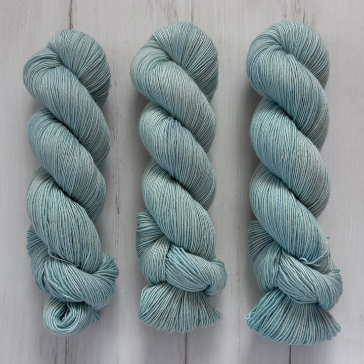 "Forget Me Not - Tonal" Hand-dyed Yarn - Singles Fingering
