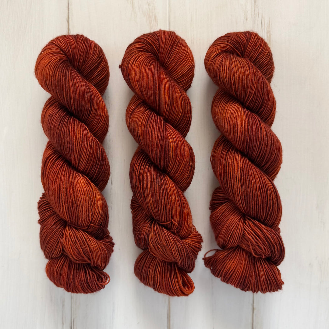 "Red Fox" Hand-dyed Yarn - Singles Fingering