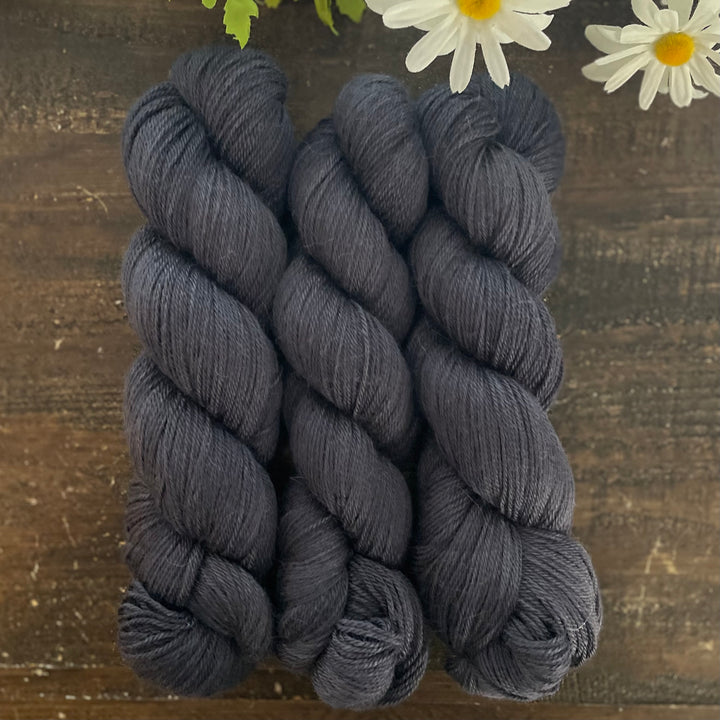 "Onyx" Hand-Dyed Alpaca Dreams Yarn