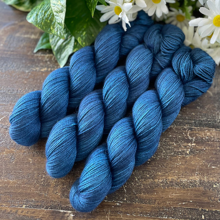 "Lallybroch" Hand-Dyed Alpaca Dreams Yarn