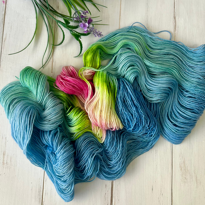 "Apple Blossom" Hand-dyed Yarn Assigned Pooling