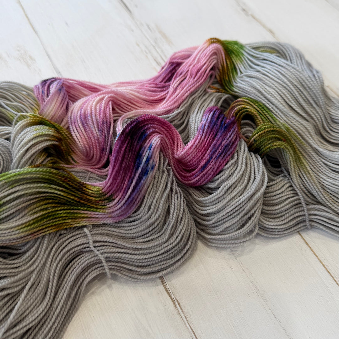 "Turtledove" Assigned Pooling Hand-Dyed Yarn - Dye Break