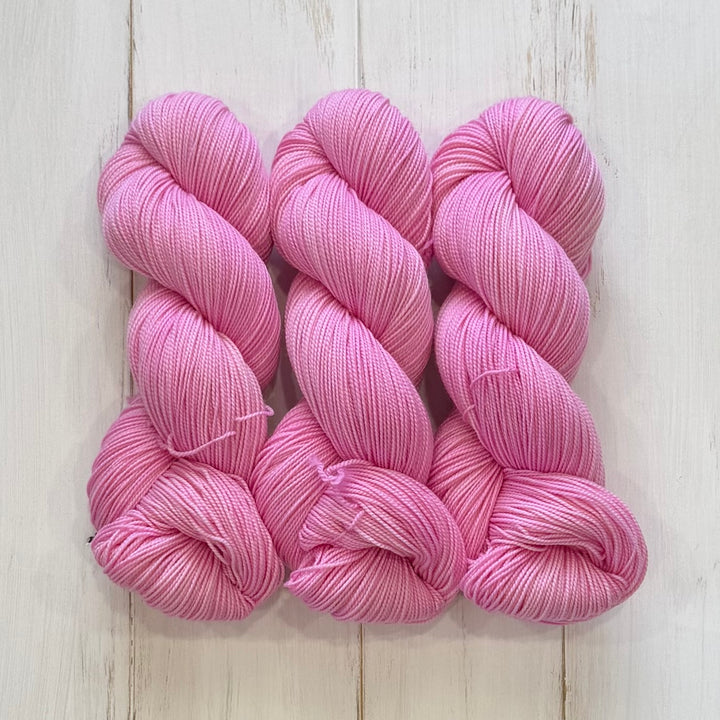 "Paris Pink" Hand-Dyed Yarn - Deluxe Sock
