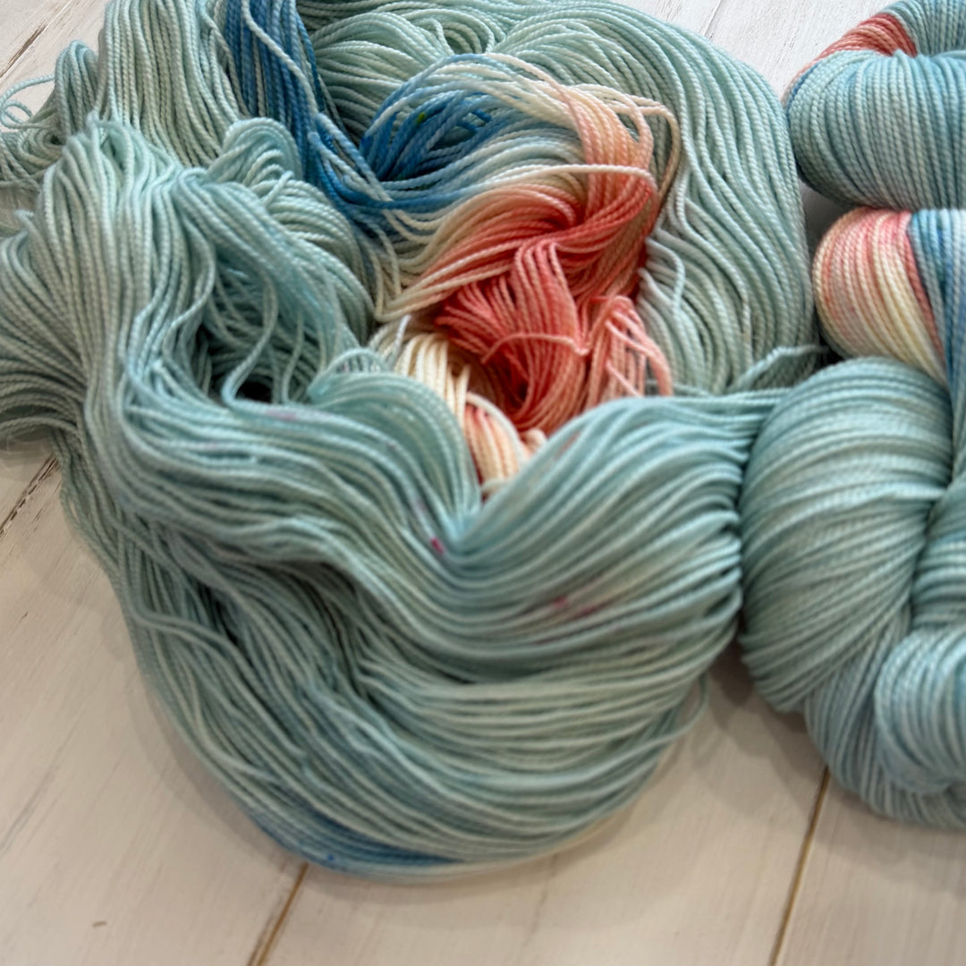 "Forget Me Not" Assigned Pooling Hand-Dyed Yarn - Deluxe Sock