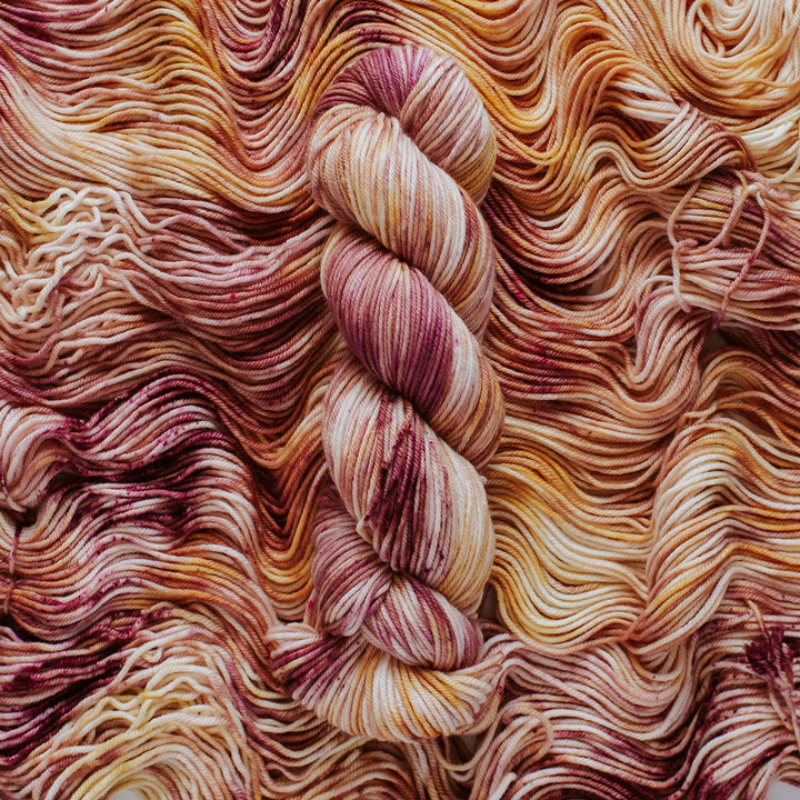 "Onion" Hand-Dyed Yarn – Harvest Collection