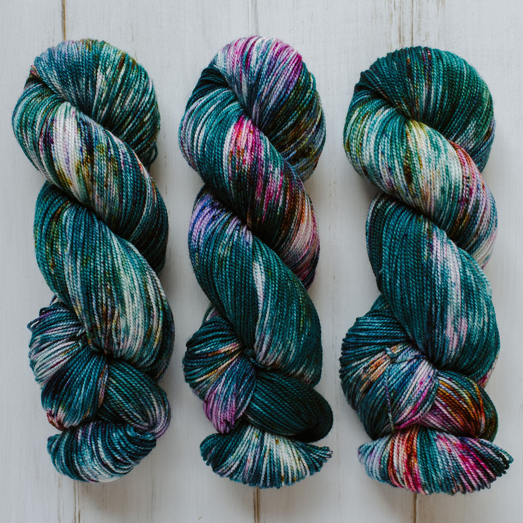 Paris Hand dyed Yarn Achickthatknitz paris-hand-dyed-yarn-achickthatknitz