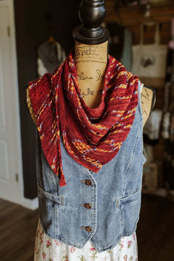 "Dreaming of Daisies" Knit Shawl Digital Pattern