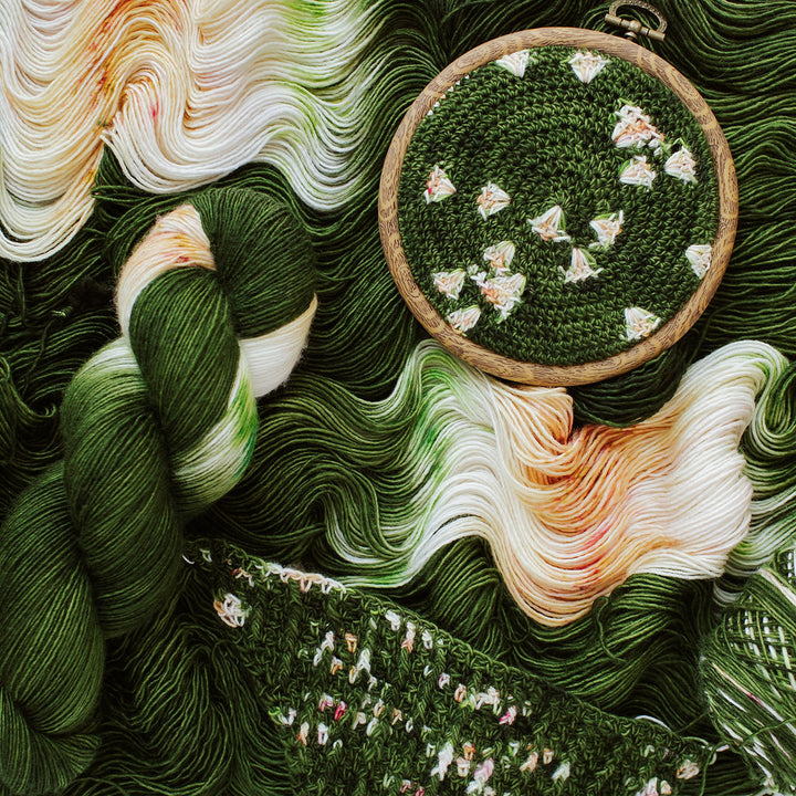 "Primrose" Assigned Pooling Hand-Dyed Yarn – Harvest Collection