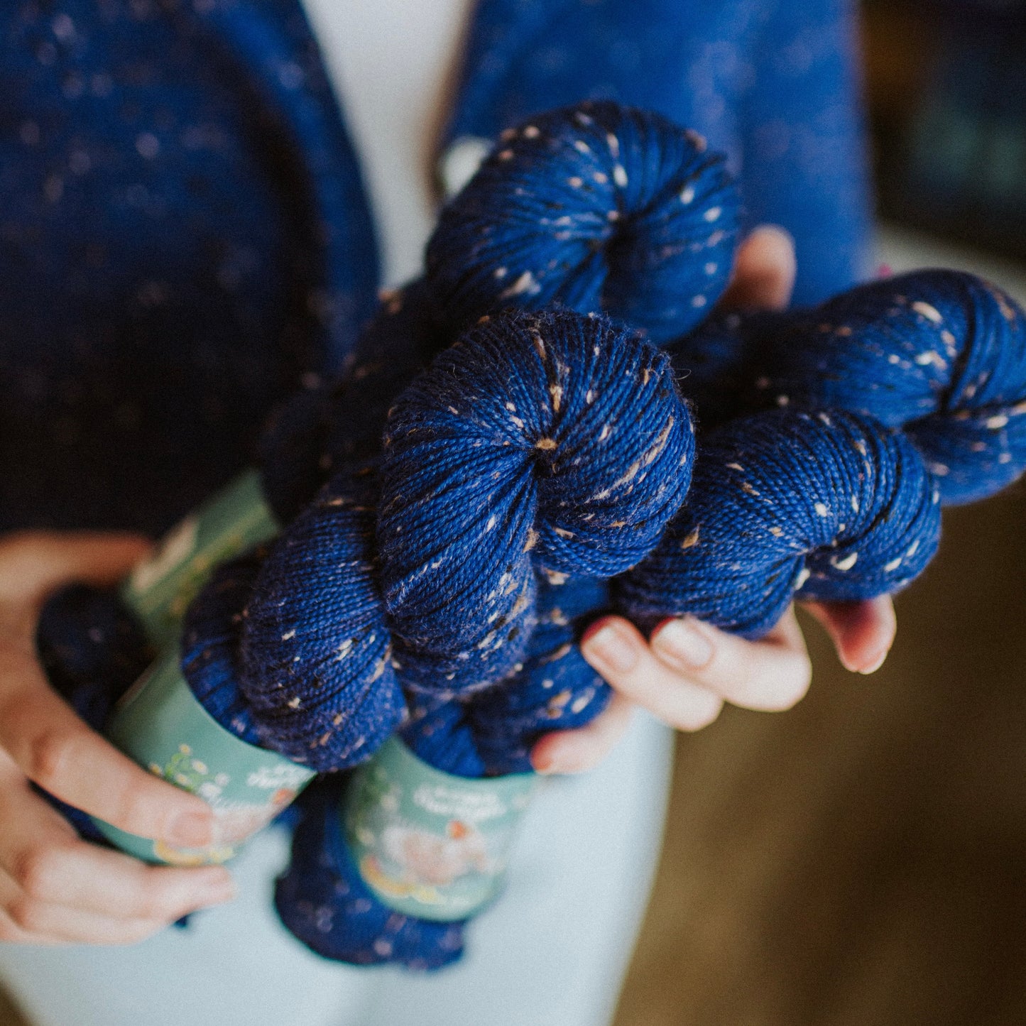 "Grey's Sapphire" Donegal Tweed Hand-dyed Yarn - "Outlander" Collection