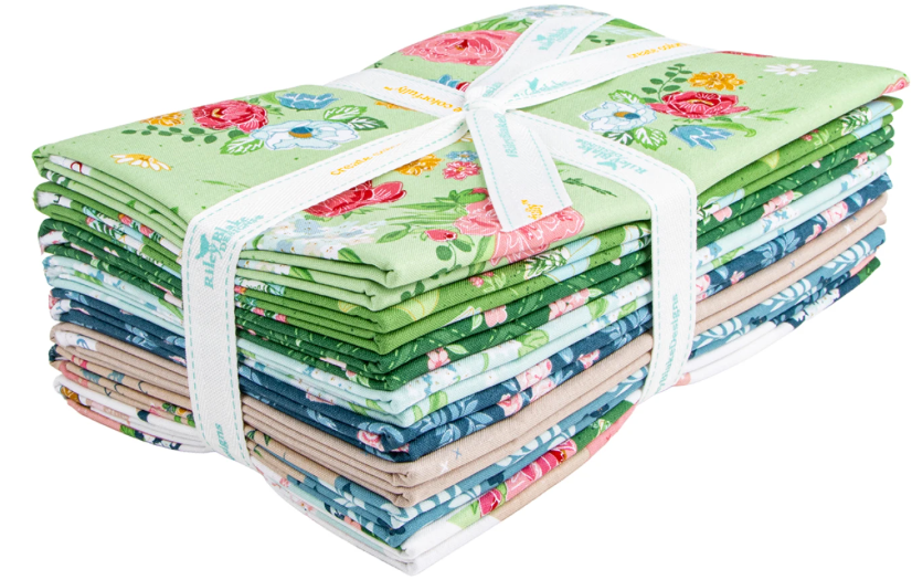 The Riley Blake Designs Correspondence 1-Yard Bundle Green (8 pieces)