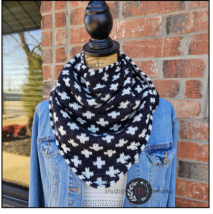 Banner Day Shawlette by Studio Mitsziko