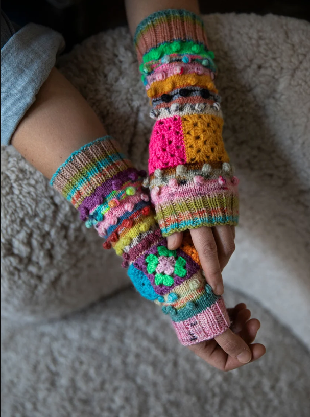 52 Weeks of Scrap Yarn Book (Hardcover)