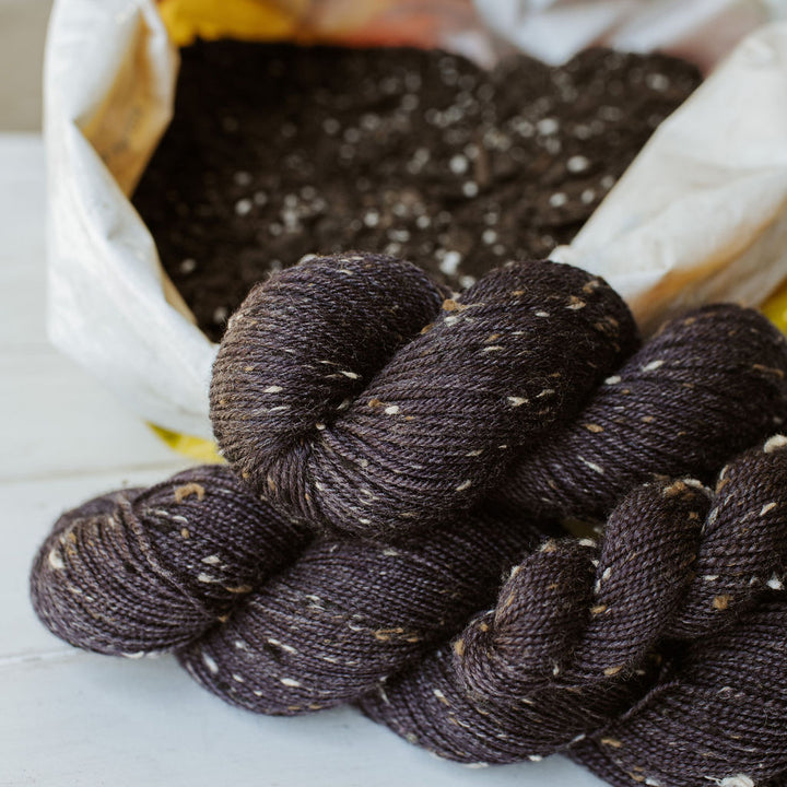 "Soil" Tweed Hand-Dyed Yarn – Garden Collection