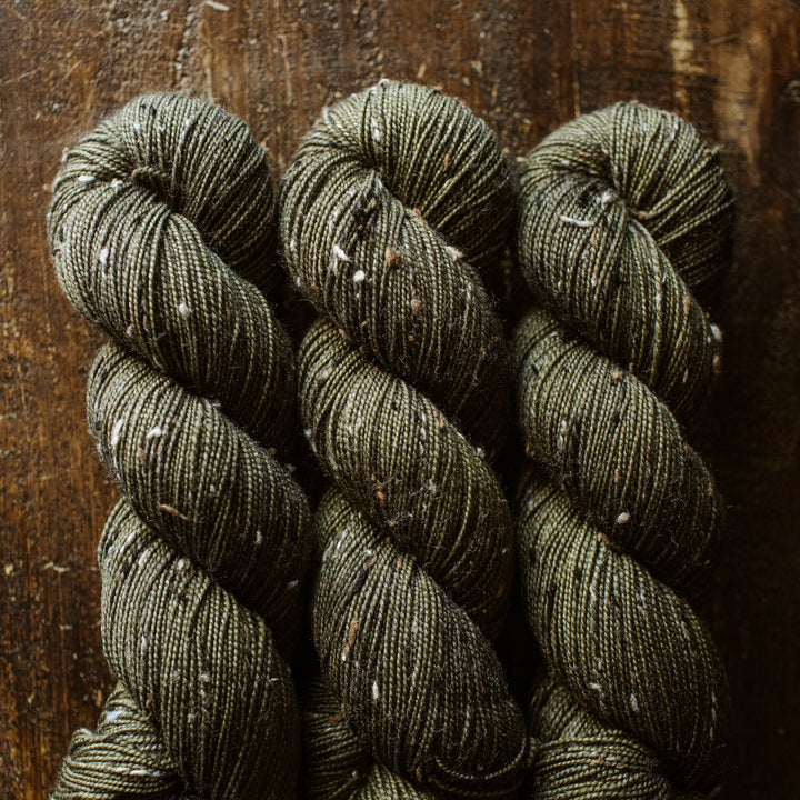 "Grove" Donegal Tweed  Hand-dyed Yarn