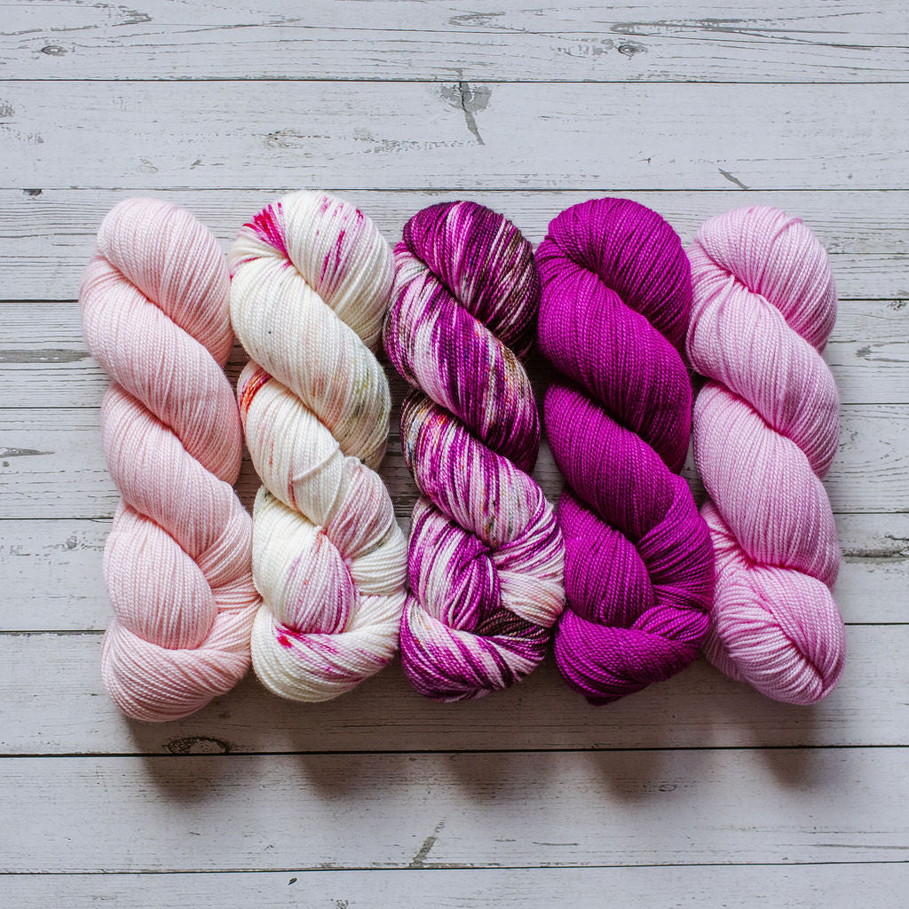 "Ziggy Interrupted" Crochet Scarf Kit